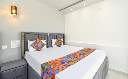 Fabhotel Srs Grand - Nr Mahindra University, Gandi Maisamma