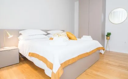 Franco’s spacious residence - great location