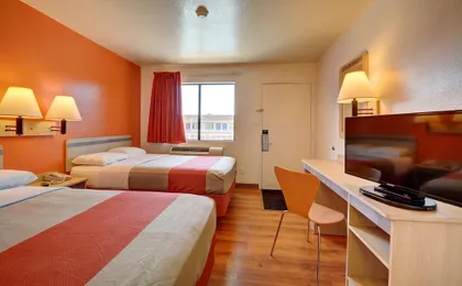Motel 6 Hartford Windsor Locks
