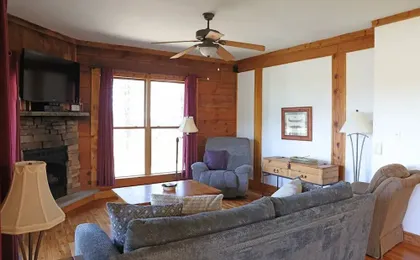 4 BR: Timbers #1 Stand Alone Cabin