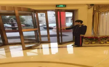 Vienna International Hotel (Shanghai Jinshajiang Road)