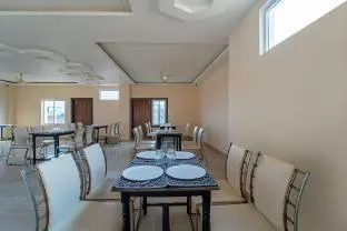 Treebo Raj Palace