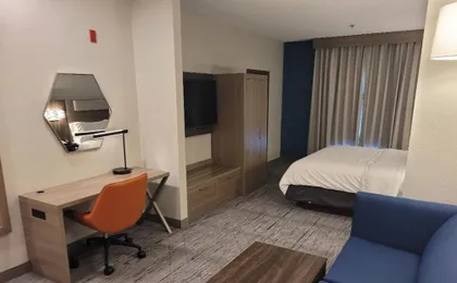 Holiday Inn Express & Suites Starkville