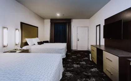Palace Inn Airtex