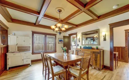 3 Blocks to Plaza! Historic Prescott Gem w/ Grill
