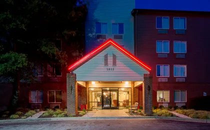 Red Roof PLUS+ Raleigh Downtown – NCSU/Conv Center