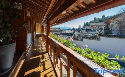 Ananas Valas Mulanjing • Garden Lishe Space Rizhao Jinshan Homestay (Lijiang Ancient City Branch)