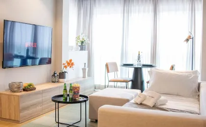 Apartamento Em Pinheiros Com Piscina