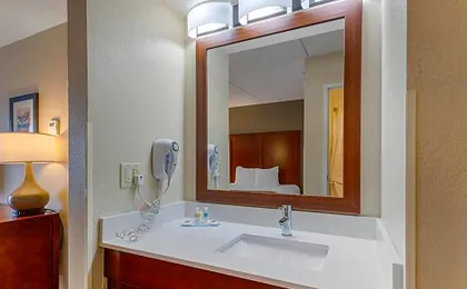 Comfort Inn & Suites Wilkes Barre - Arena