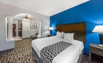 Best Western Atoka Inn & Suites
