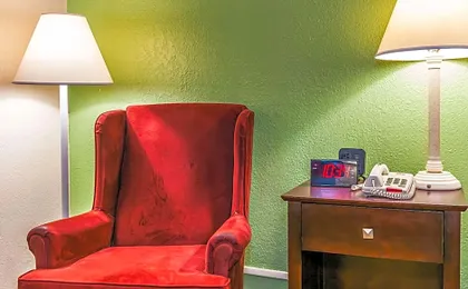 Econo Lodge Vincennes