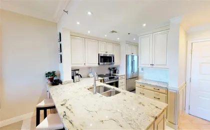 Beach Manor 0310