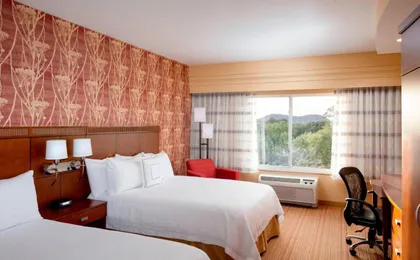 Courtyard Ventura Simi Valley