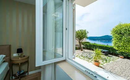 Chill Out - Old Town & Seaview Apartments