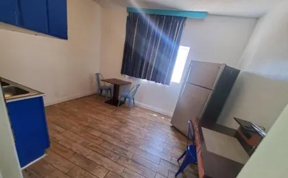 Desert Hills Motel