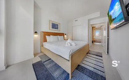 Modern and Cozy 1-BD- Rooftop pool & Gym