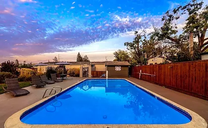 Travelodge by Wyndham Santa Rosa Wine Country