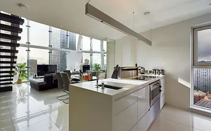 Skyline 3BR Duplex | Pool, Gym & Parking