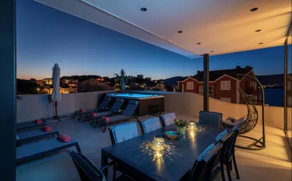 Penthouse Majestic