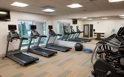 Holiday Inn Express & Suites Dayton North - Vandalia By IHG
