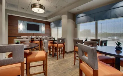 Drury Inn & Suites Iowa City Coralville