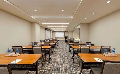 Hyatt Place Houston Downtown