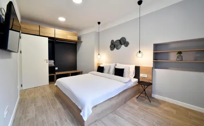 Fishnjak Apartments
