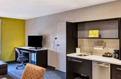 Home2 Suites by Hilton Green Bay