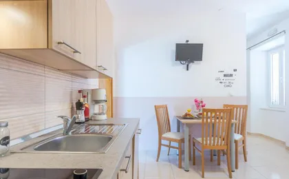 Fora Apartments