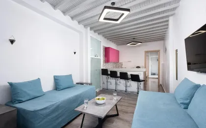Hosting Moments Mykonos Town Apartment