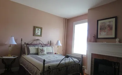 The Swope Manor Bed & Breakfast