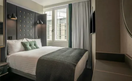Point A Hotel Edinburgh, St Andrew Square