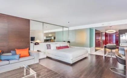 Beautiful High Rise Condo 307