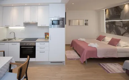 Cozy Honeymoon Apartment in the Old Town (Adults Only)