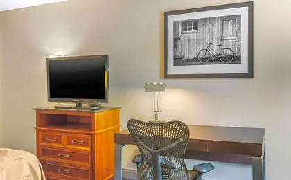 Quality Inn & Suites Apex-Holly Springs