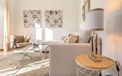 Beautiful 2BD Apartment With a Private Terrace Recaredo X