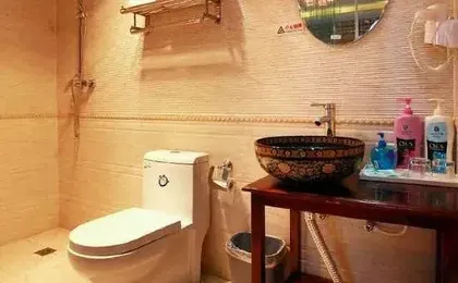 Lijiang Ancient City Jiebanxing Inn (Wuyi Street Branch)
