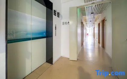 Zhuwo Apartment (Shenzhen Bao'an International Airport Guxu Subway Station)