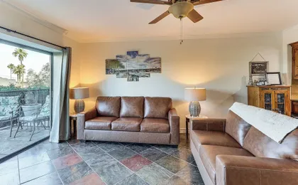 Golf, Boat, Swim! Walkable Lake Havasu Getaway