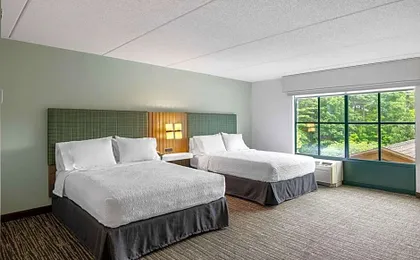 Hampton Inn & Suites Lake George