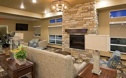 GrandStay Hotel & Suites Valley City