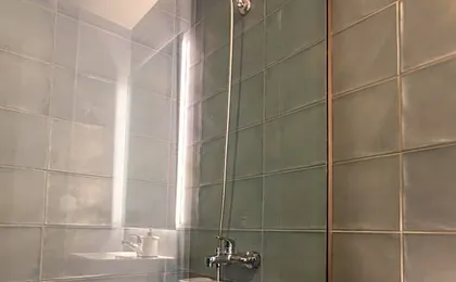 Leone Suites