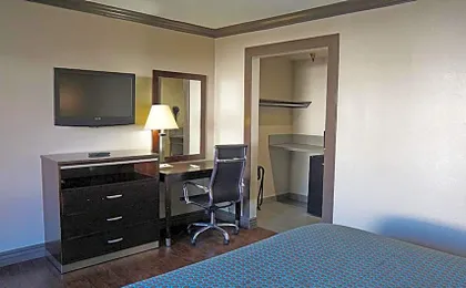 Hawthorne Plaza Inn Near LAX