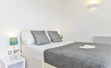 Tower Bridge City Apartments