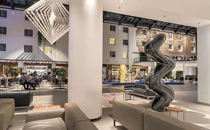 Estrel Hotel