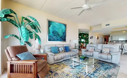 Shorefront Corner PH, 3br: Suntide III - Unit 1201