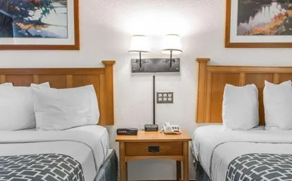 Econo Lodge Bay City