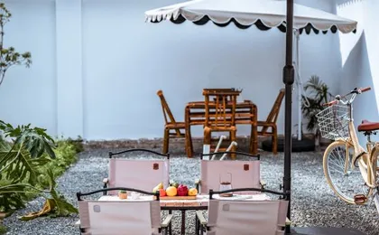 Dali Qiyeju Mountain Viewing Courtyard (Erhai Caicun Branch)