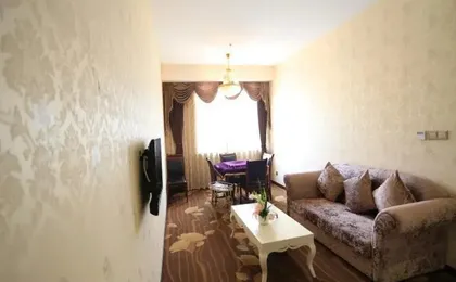 Yihuang Holiday Hotel