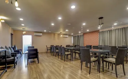 Upar Hotels Indiranagar